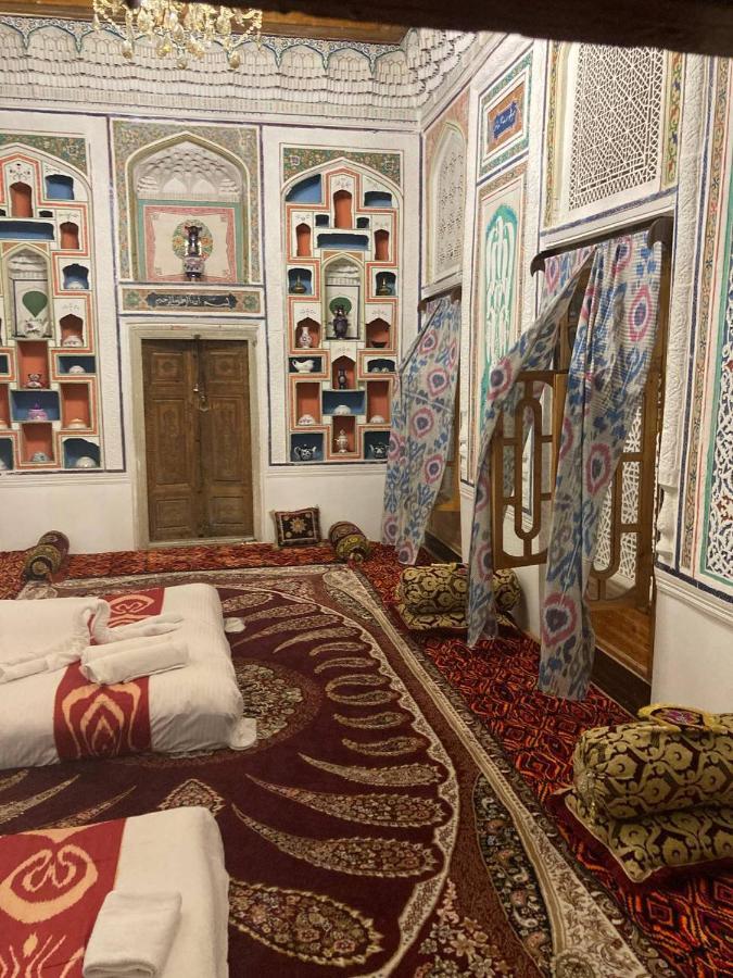 Готель Bukhara Zaringiz Екстер'єр фото