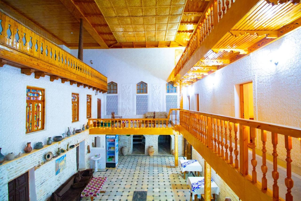 Готель Bukhara Zaringiz Екстер'єр фото